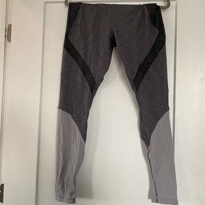 Lululemon EARLY EXTENSION HIGH-RISE TIGHT *28" size 10